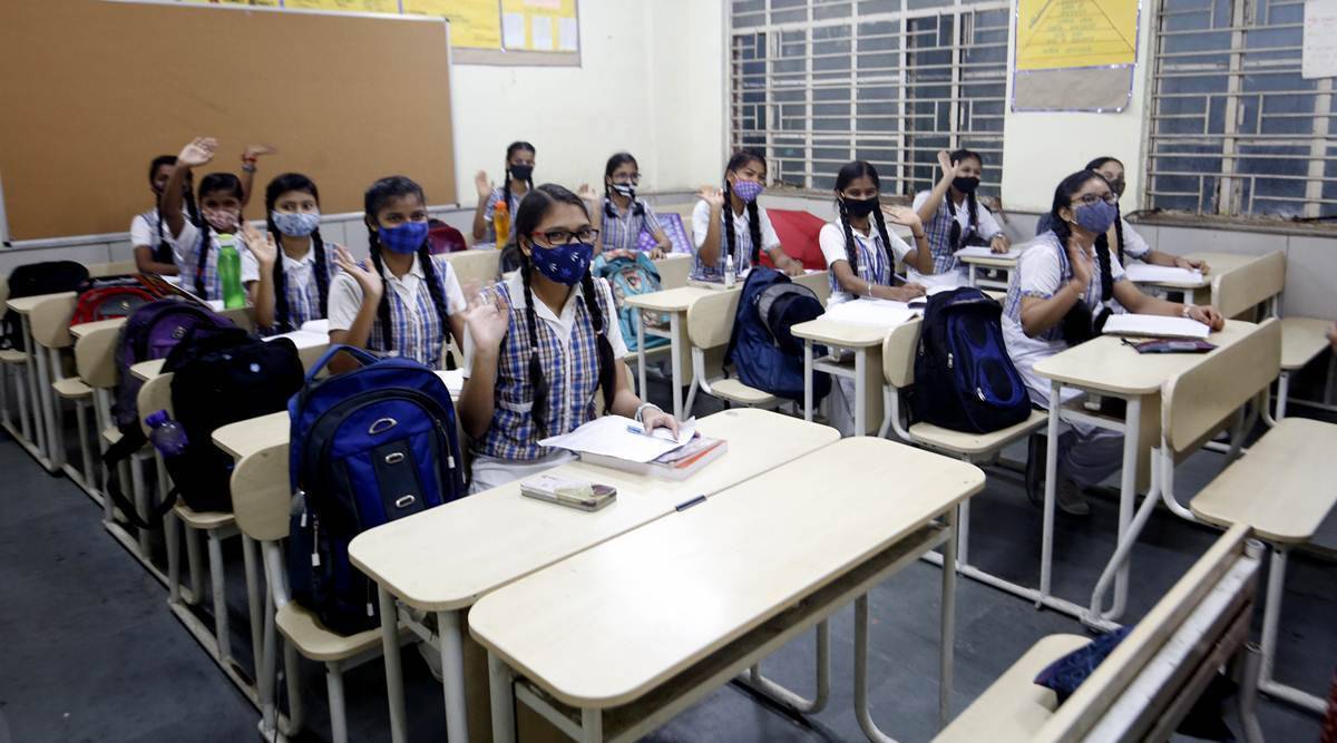 Schools-in-Delhi-to-open-for-all-grades-from-November-1