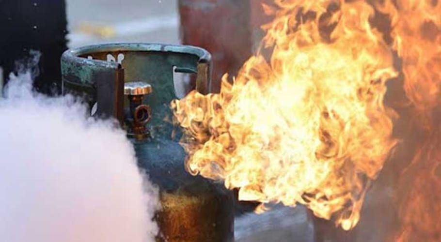 Gas-Cylinder-Blast-In-Delhi