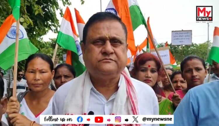 বিশ্বনাথৰ সাকোমঠাত ত্ৰিৰংগা যাত্ৰা